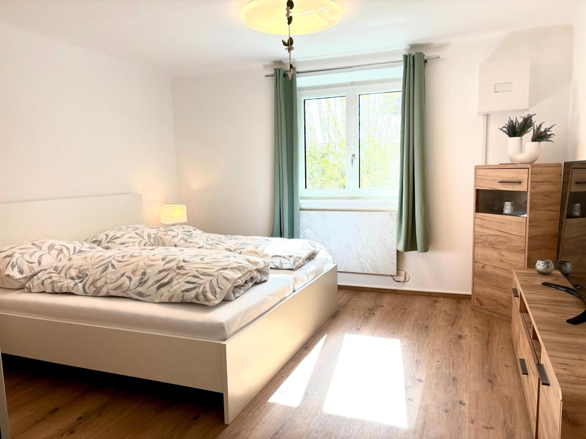 Gaesthaus "Seeblick" Seekirchen am Wallersee Ruang foto