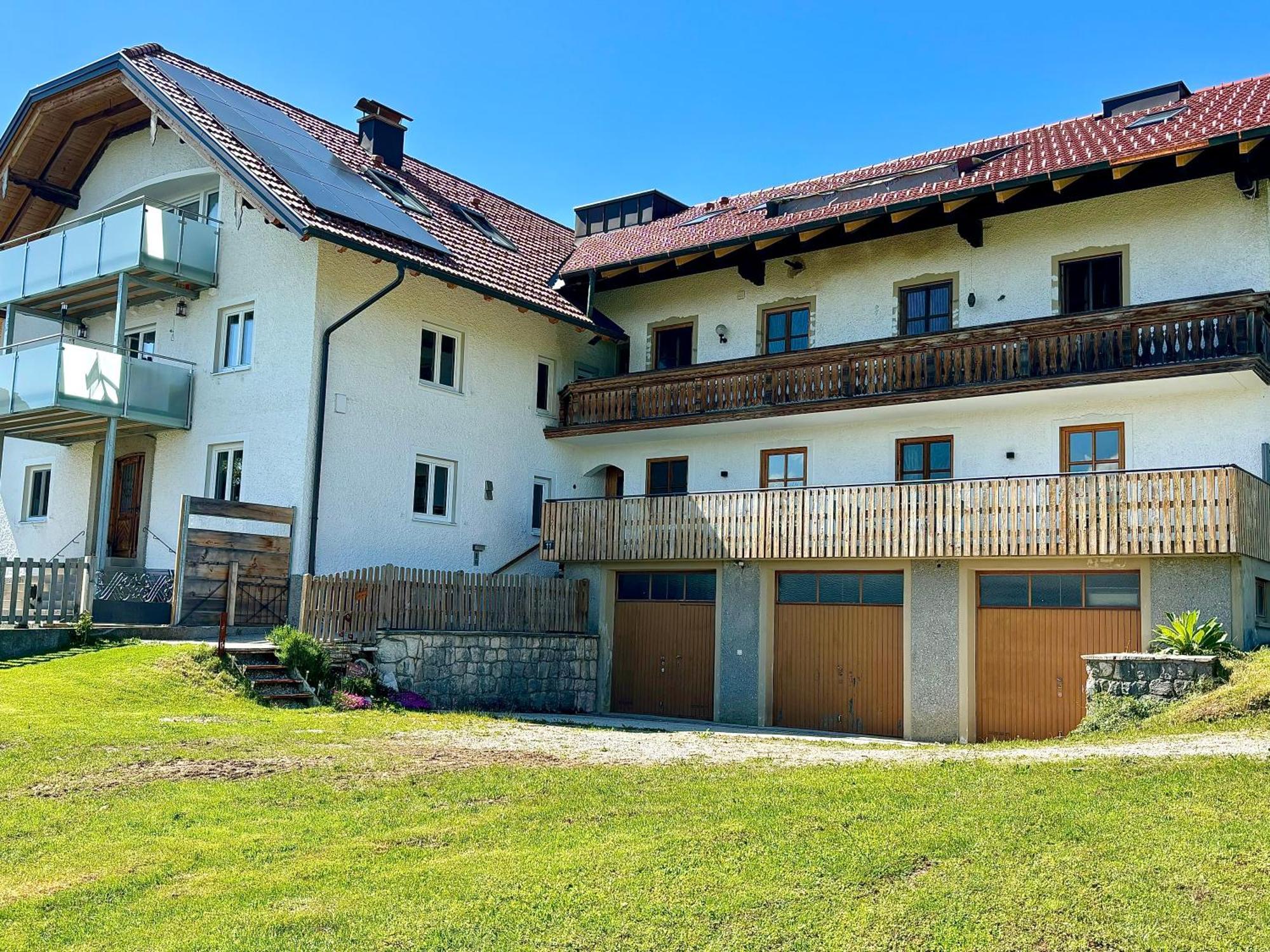 Gaesthaus "Seeblick" Seekirchen am Wallersee Bagian luar foto