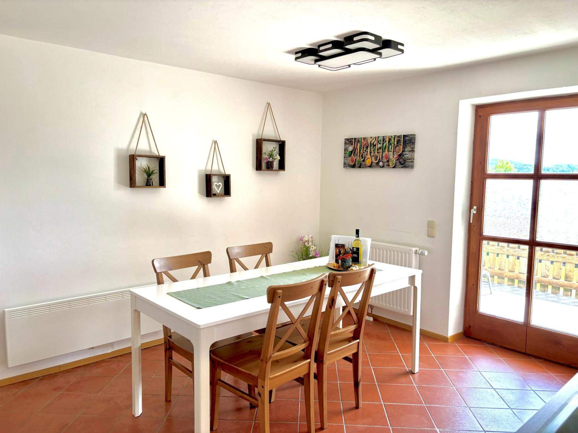 Gaesthaus "Seeblick" Seekirchen am Wallersee Bagian luar foto